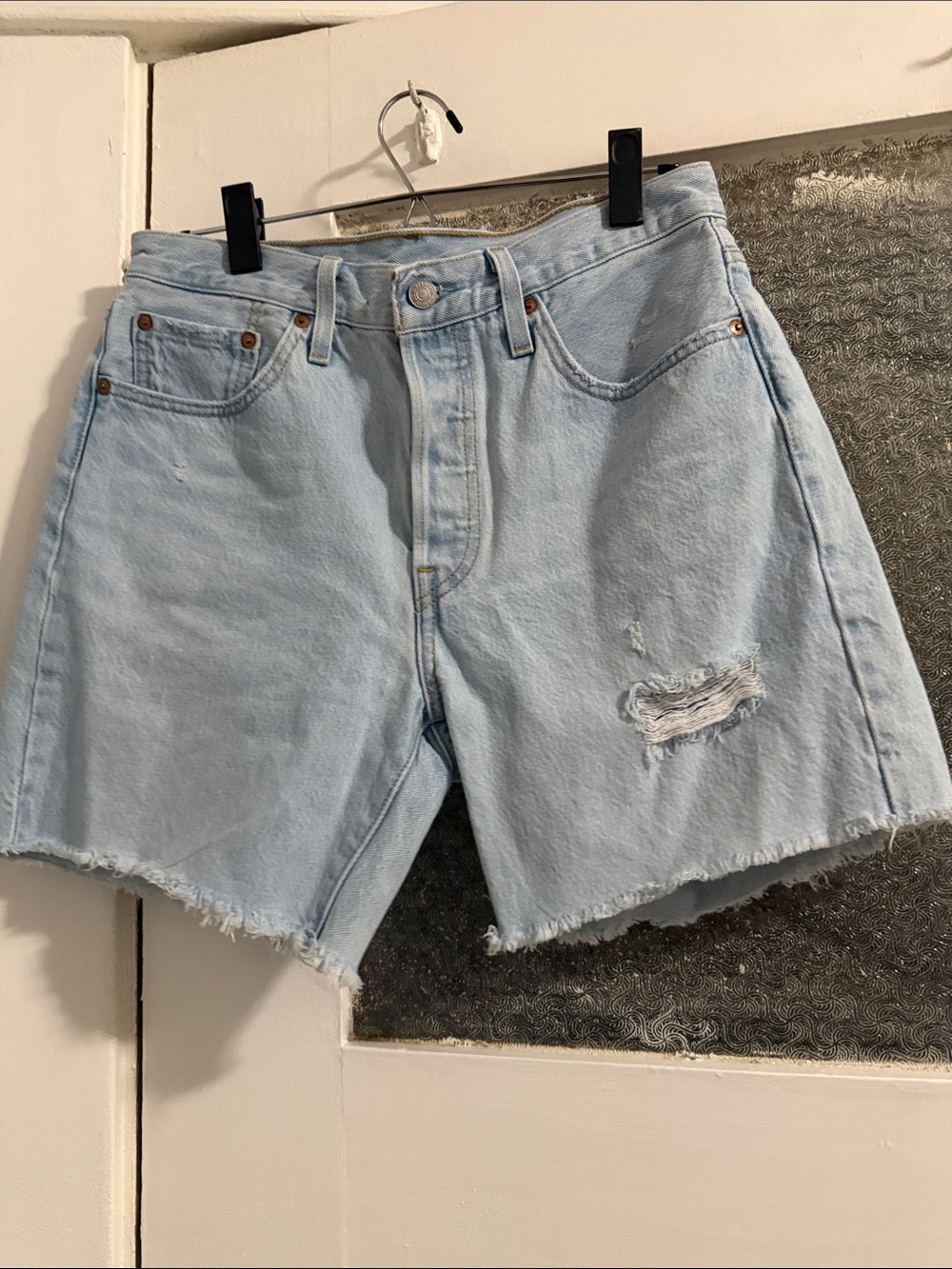 Levi's Light Blue Denim Jeans Waistband View